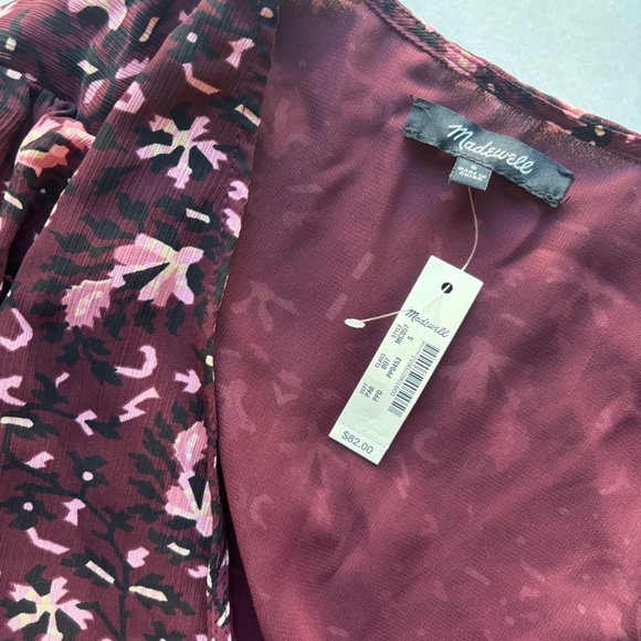 Georgette Flutter-Sleeve Peplum Top in Rich Paisley Small - Picture 12 of 12